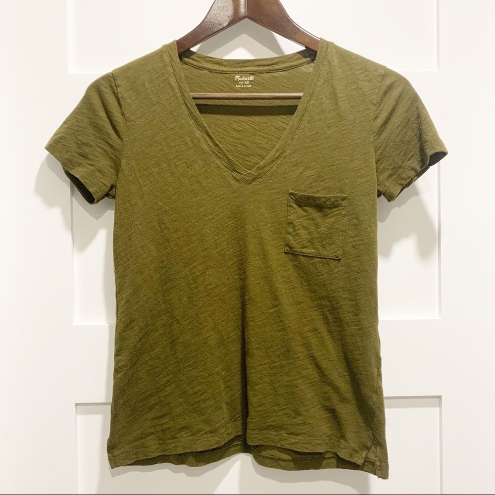SOLD - MADEWELL Whisper Cotton V-Neck Pocket T - Picture 1 of 8